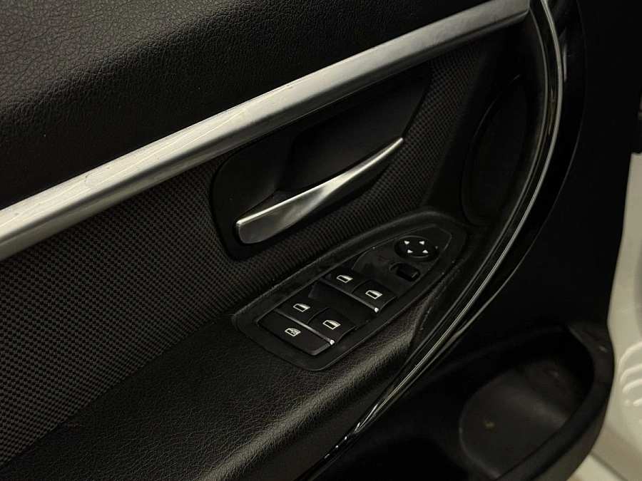 BMW 3 серии, 2016г., полный привод, автомат