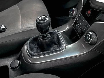 Chevrolet Cruze, 2014г, передний привод, механика