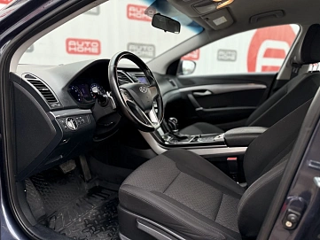 Hyundai i40, 2014г., передний привод, автомат