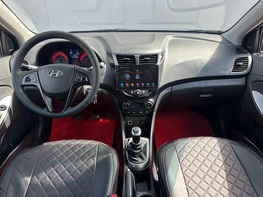 Hyundai Solaris, 2016г., передний привод, механика