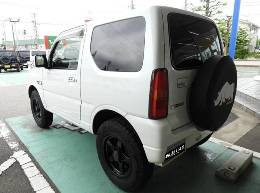 Suzuki Jimny, 2016г., полный привод, автомат