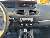 Renault Scenic, 2012г., передний привод, механика