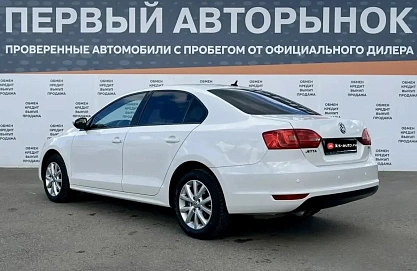 Volkswagen Jetta, 2013г, передний привод, робот