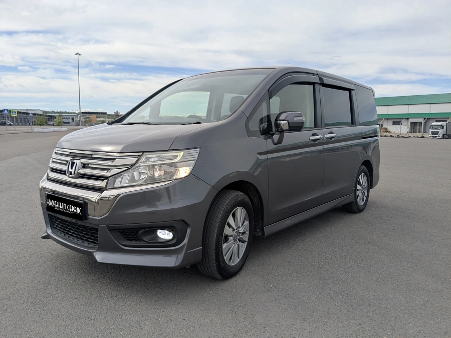 Honda Stepwgn, 2014г., полный привод, вариатор
