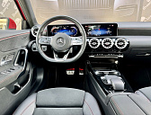 Mercedes-Benz , 2019г., передний привод, робот