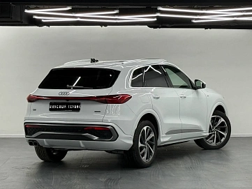 Audi Q5, 2025г, полный привод, робот