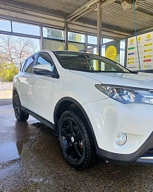 Toyota RAV4, 2013г, полный привод, вариатор