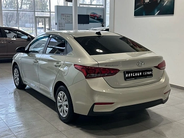 Hyundai Solaris, 2017г, передний привод, автомат
