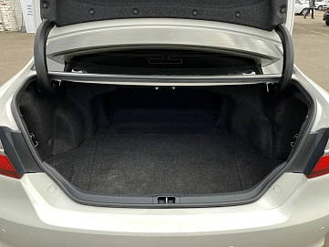 Toyota Camry, 2016г, передний привод, автомат