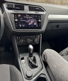 Volkswagen Tiguan, 2019г, полный привод, робот