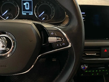 Skoda Rapid, 2021г, передний привод, автомат