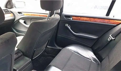BMW 3 серии, 1998г, задний привод, автомат