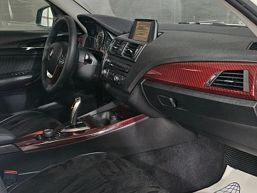 BMW 1 серии, 2013г, задний привод, автомат