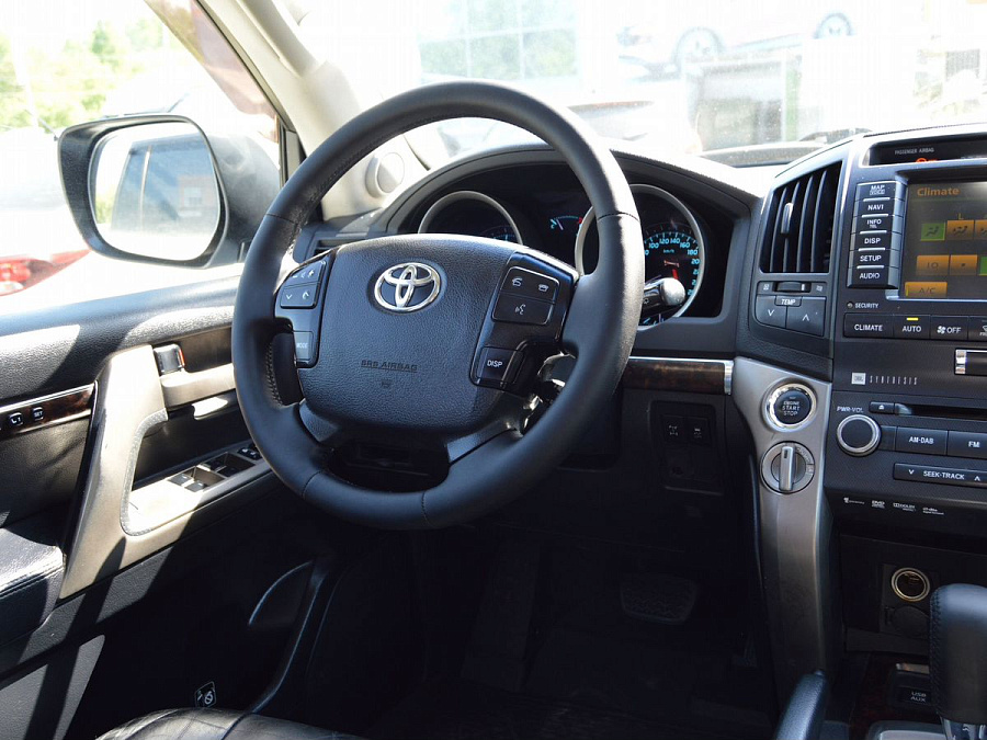 Toyota Land Cruiser, 2011г., полный привод, автомат