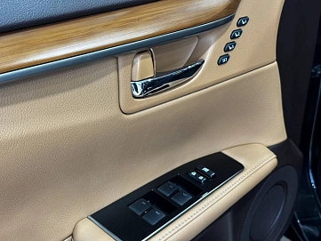 Lexus ES, 2017г, передний привод, автомат