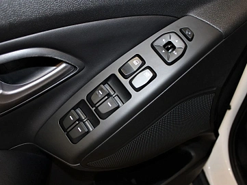 Hyundai ix35, 2013г, передний привод, автомат