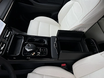 GAC M8, 2023г, передний привод, автомат
