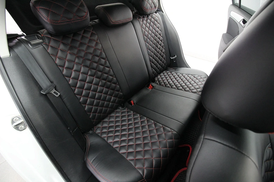 Volkswagen Golf, 2010г., передний привод, механика