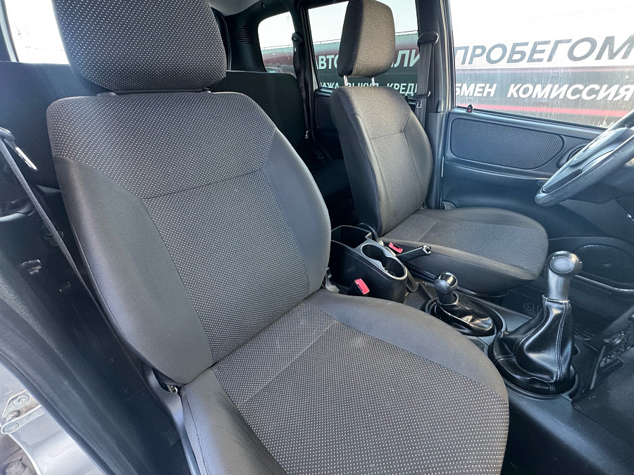 Chevrolet Niva, 2016г., полный привод, механика