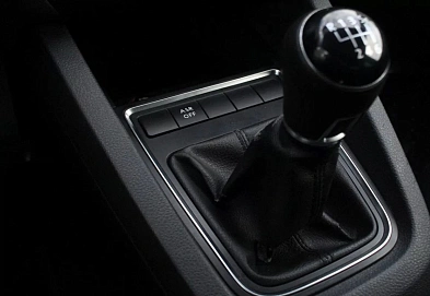 Volkswagen Jetta, 2012г, передний привод, механика