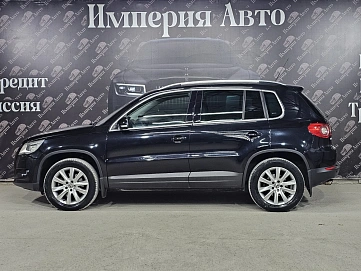 Volkswagen Tiguan, 2011г, полный привод, автомат