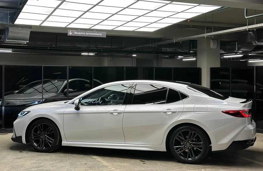 Toyota Camry, 2024г., передний привод, вариатор