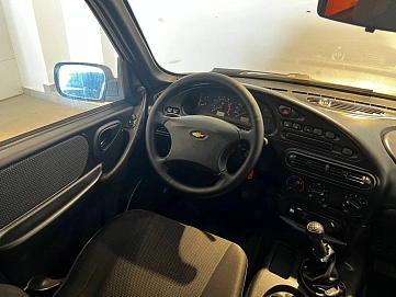Chevrolet Niva, 2009г, передний привод, механика