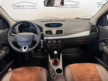 Renault Fluence, 2011г, передний привод, механика
