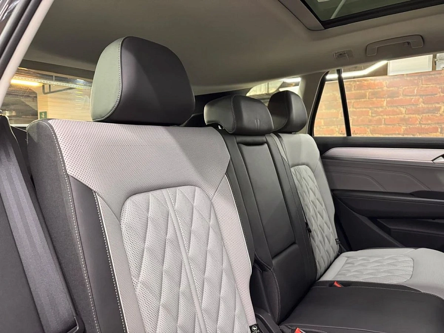 Volkswagen Tavendor, 2025г., полный привод, робот