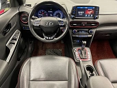 Hyundai Kona, 2018г., передний привод, робот