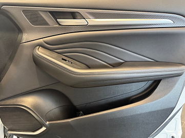 Haval F7x, 2021г, передний привод, автомат