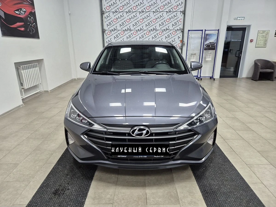 Hyundai Elantra, 2020г., передний привод, механика