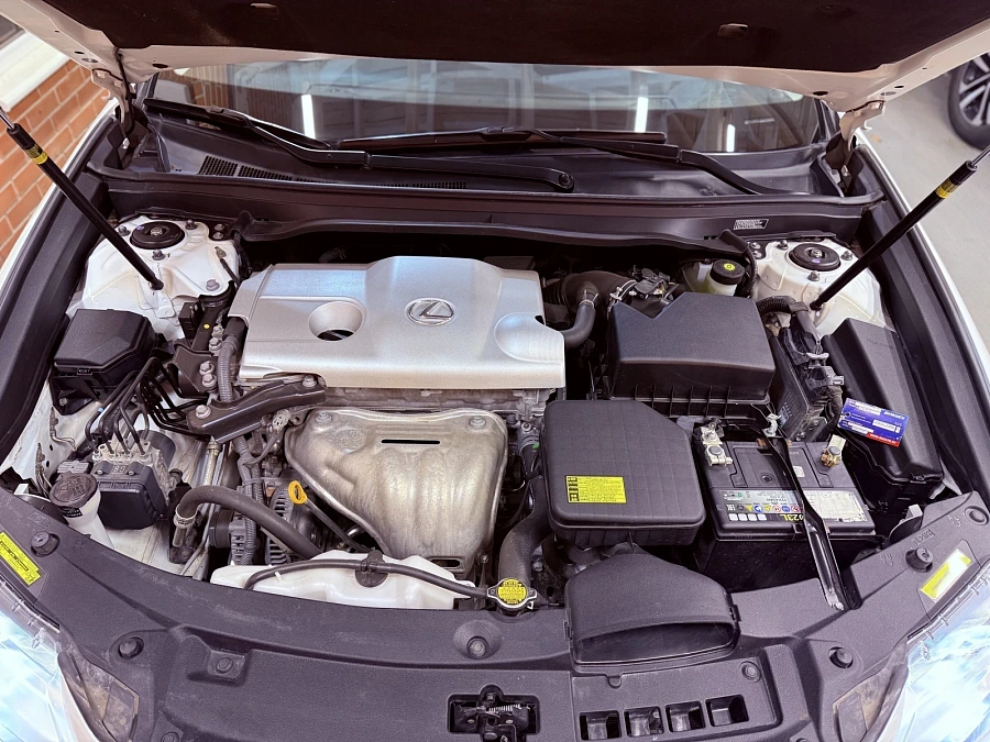 Lexus ES, 2012г., передний привод, автомат