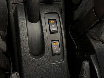 Nissan Tiida, 2012г., передний привод, автомат