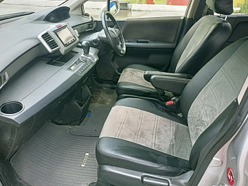 Honda Freed, 2012г, передний привод, вариатор