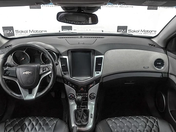 Chevrolet Cruze, 2011г., передний привод, механика