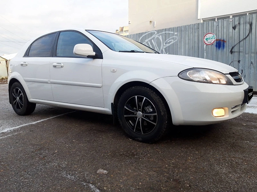 Chevrolet Lacetti, 2011г., передний привод, механика