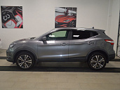 Nissan Qashqai, 2018г., передний привод, вариатор