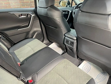 Toyota RAV4, 2025г, полный привод, вариатор