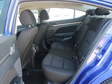 Hyundai Elantra, 2019г, передний привод, автомат