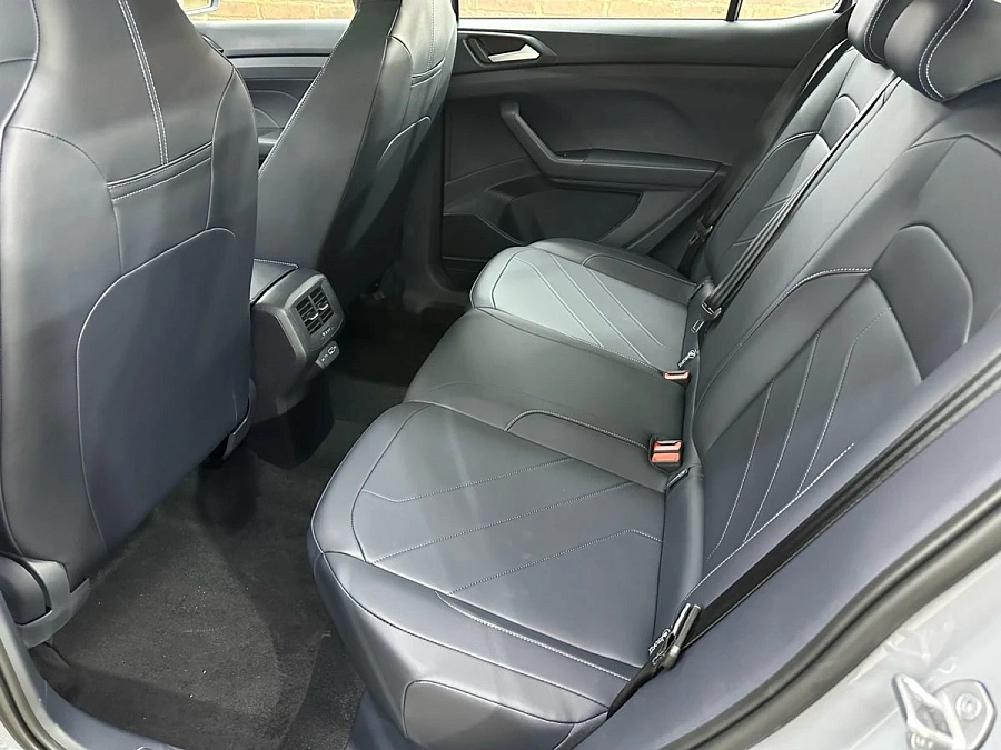 Volkswagen Tharu, 2025г., передний привод, робот