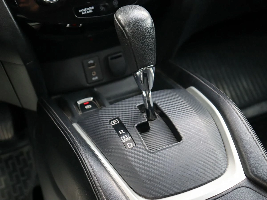 Nissan X-Trail, 2016г., передний привод, вариатор