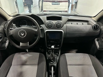 Renault Duster, 2013г, полный привод, механика