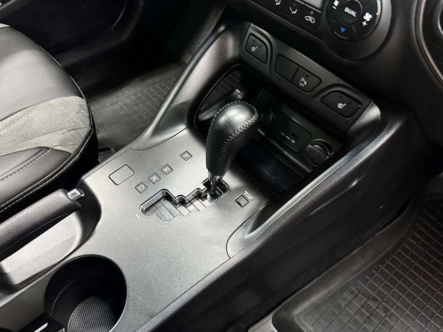 Hyundai ix35, 2014г., передний привод, автомат