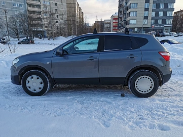 Nissan Qashqai, 2013г, передний привод, механика