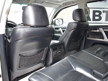 Toyota Land Cruiser, 2011г, полный привод, автомат