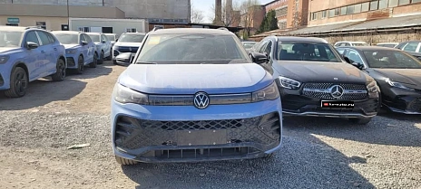 Volkswagen Tiguan, 2026г, полный привод, робот