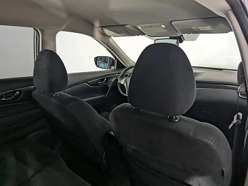 Nissan X-Trail, 2016г, передний привод, вариатор