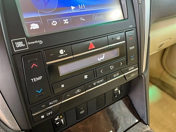 Toyota Camry, 2015г, передний привод, автомат
