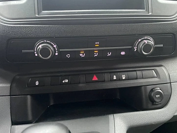 Peugeot Expert, 2021г, полный привод, механика